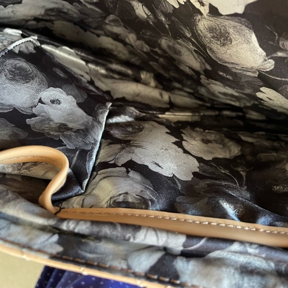 Ted Baker Tote - Picture 5 of 9